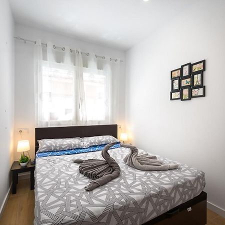 Cozy 3 Bed Apartment In The Heart Of Alicante Exterior photo