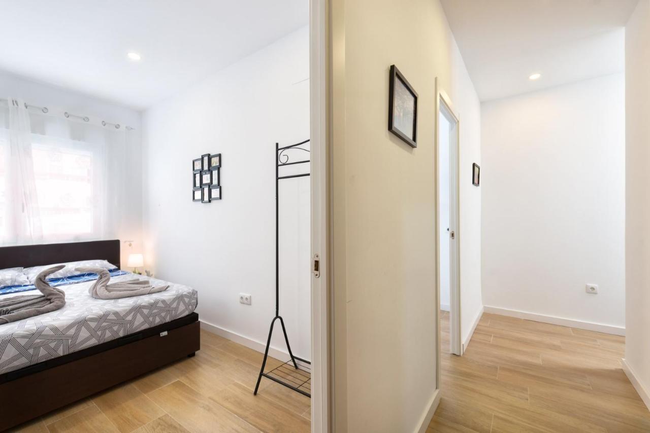 Cozy 3 Bed Apartment In The Heart Of Alicante Exterior photo
